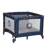 Tarc de joaca copii, Lionelo, Bonnie, Pana la 15 kg, 100 x 100 cm, Pliere compacta, Include geanta de transport, Din plasa, Cu intrare laterala cu fermoar, Cu roti, Cu salteluta din spuma, Conform cu EN12227, Albastru