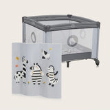 Tarc de joaca copii, Lionelo, Bonnie, Pana la 15 kg, 100 x 100 cm, Pliere compacta, Include geanta de transport, Din plasa, Cu intrare laterala cu fermoar, Cu roti, Cu salteluta din spuma, Conform cu EN12227, Gri deschis