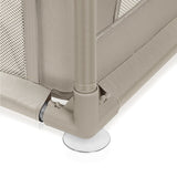 Tarc de joaca copii, Lionelo, Willow, 127 x 187 cm, Pliere compacta, Include geanta de transport, Din plasa, Cu doua intrari laterale si fermoar, Cu ventuze pentru stabilitate, Conform cu EN 12227:2010, Bej