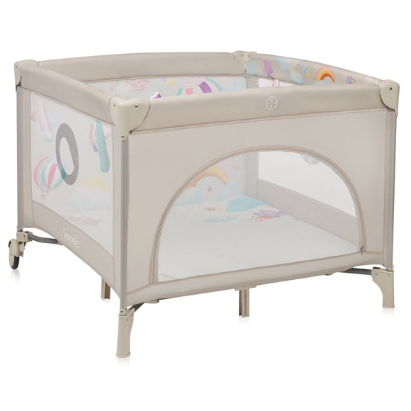 Tarc de joaca, Lionelo, Mille Plus, Pliabil, Include saltea cu densitate T25, 4 jucarii cu velcro, Manere textile, Geanta de transport, Cu roti si inchidere laterala, Pereti din plasa pentru vizibilitate si aerisire, 100 x 100 x 77 cm, Bej