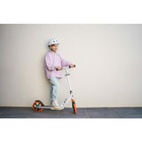 Trotineta, Lionelo, Luca, Pentru copii sau adulti, Ultrapliabila, Pana la 100 Kg, Conform cu standardul european de securitate EN14619, Roz