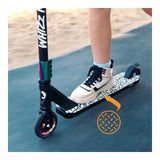 Trotineta, Lionelo, Whizz, Pentru Acrobatii, Rulmenti ABEC-9, 20 - 100 kg, Conform cu standardul european de securitate EN14619, Multicolor