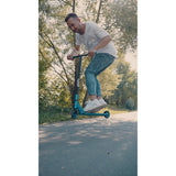 Trotineta, Lionelo, Whizz, Pentru Acrobatii, Rulmenti ABEC-9, 20 - 100 kg, Cadru din aluminiu, Usoara, 3.5 kg, Verde/Negru