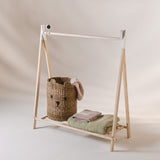 Video monitor, Lionelo, Babyline Smart, Cu aplicatie Smart Life, Cablu USB, Conexiune Wifi, Comunicare bidirectionala, Senzor de temperatura, Negru