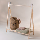 Video monitor, Lionelo, Babyline Smart, Cu aplicatie Smart Life, Cablu USB, Conexiune Wifi, Comunicare bidirectionala, Senzor de temperatura, Negru